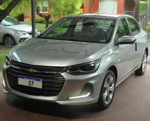 Chevrolet Onix Plus