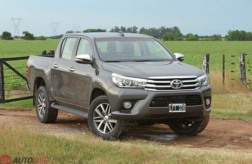 Toyota Hilux SRX 4x4